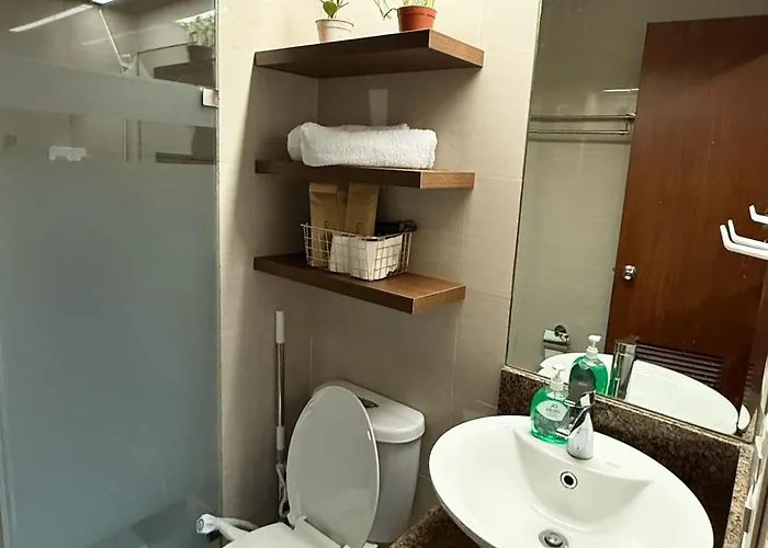 Cozy In Eastwood, Quezon - Pool, Wifi, Netflix Apartamento