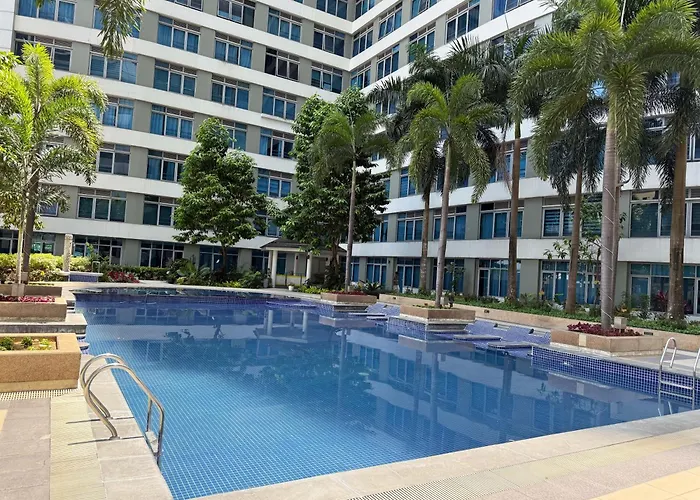Cozy In Eastwood, Quezon - Pool, Wifi, Netflix Manila
