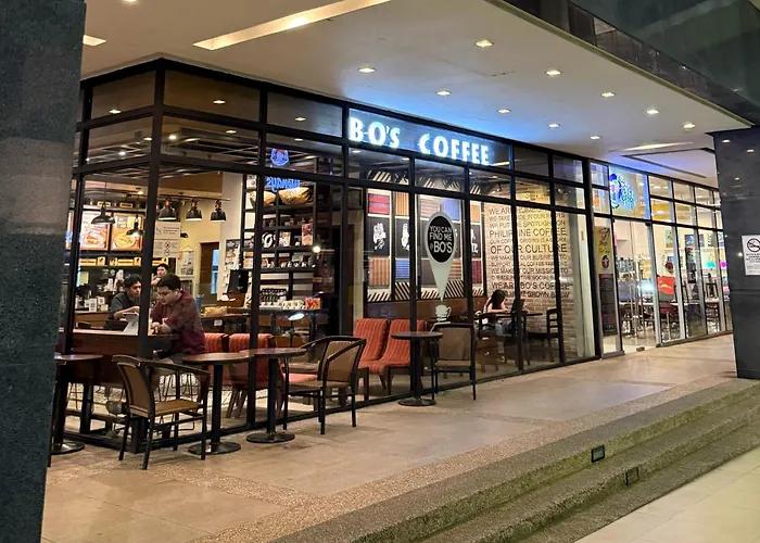 Cozy In Eastwood, Quezon - Pool, Wifi, Netflix Manila